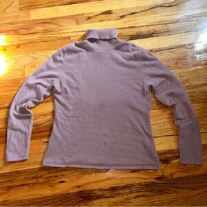 Erdos Cashmere Turtleneck Sweater *FLAWED*